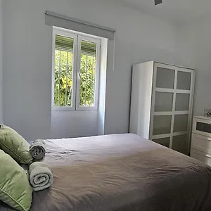 https://malaga-home.hotelsinnerja.org